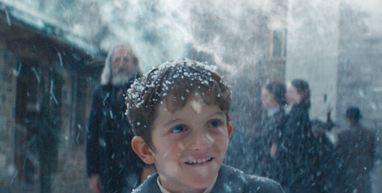 Μικές Μπίλης – Εκεί Που Όλα Γίνονται(Τα κάλαντα των Χριστουγέννων)